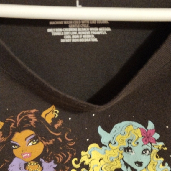 2girls Monster High shirts. Both size large gray one fits like XL. - Picture 5 of 5